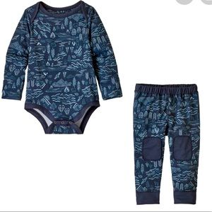 NWT Patagonia capilene set Katahdin Trek 3-6M